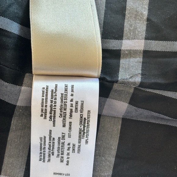 Burberry London Quilted Jacket Black – Lightweight Designer Coat - Picture 13 of 17